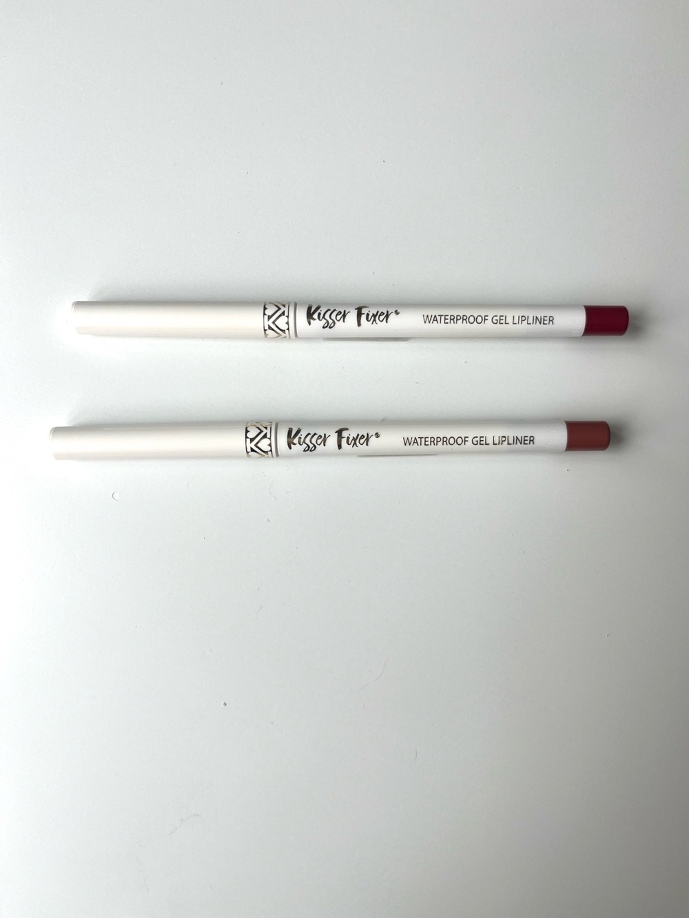 💜 SET OF 2, Belle Beauty, Kisser Fixer Waterproof Gel RED & Pink Nude Lipliner